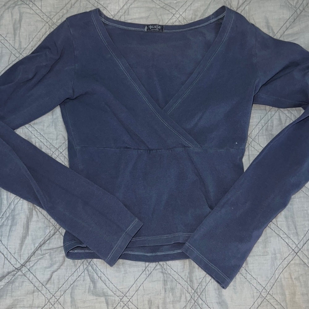 brandy melville amara surplice long sleeve